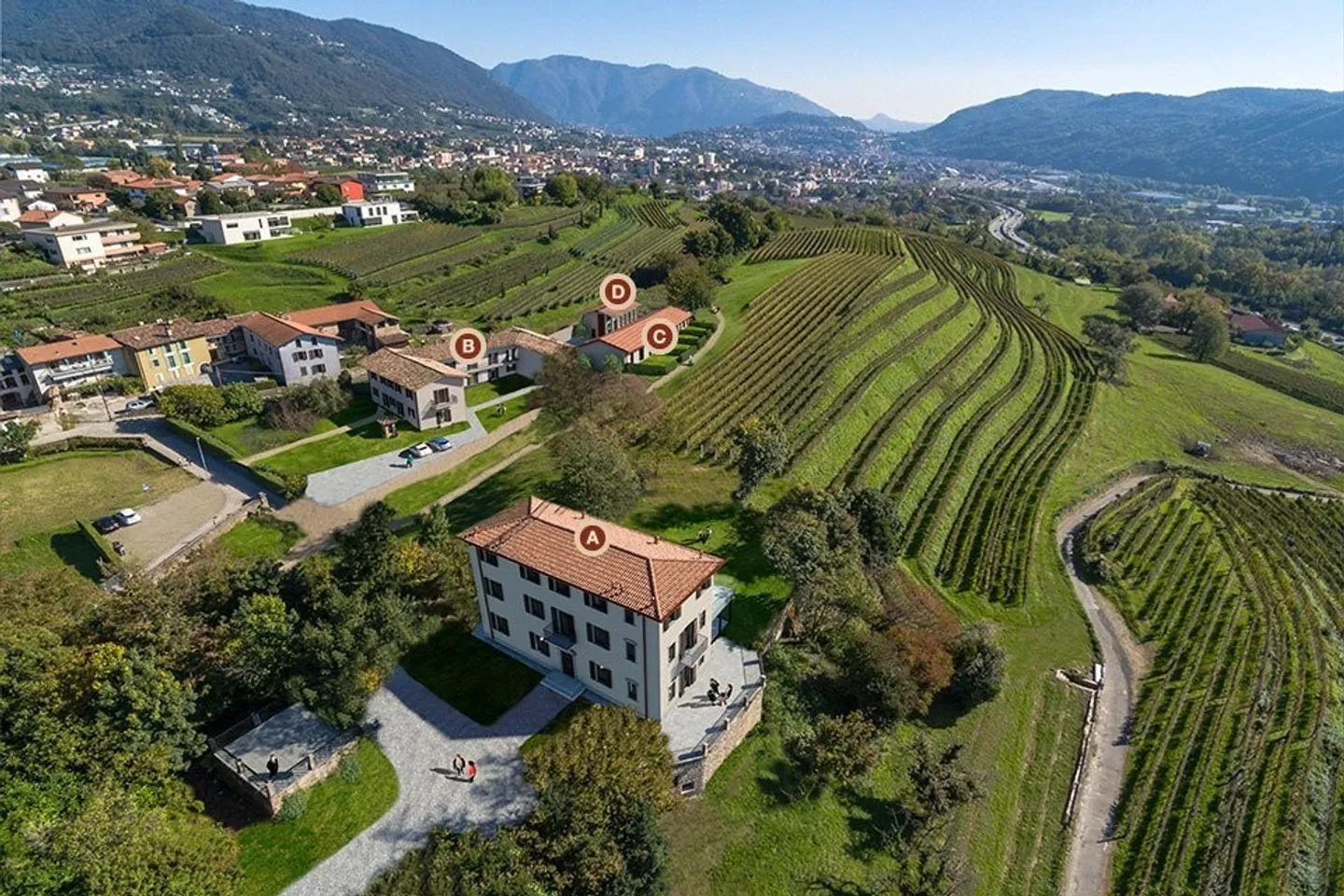 COLDREO - FOR RENT SPLENDID DUPLEX APARTMENT IMMERSED IN GREENERY (ref. 102) - Photo 10 of 13