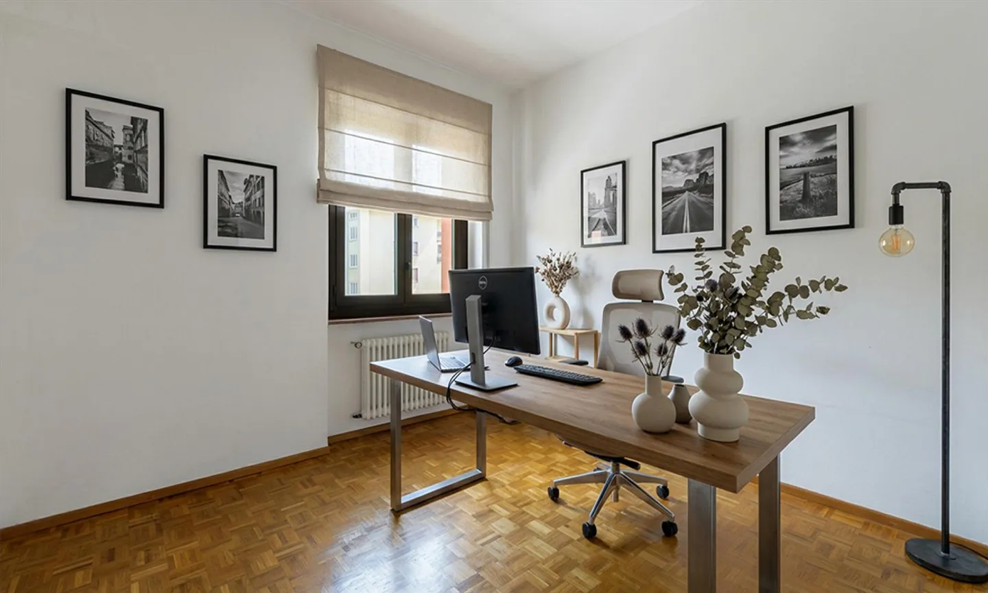 Modern 3.5 Room Ground Floor Apartment in a Serviced Area in Lugano - Photo 5 of 9