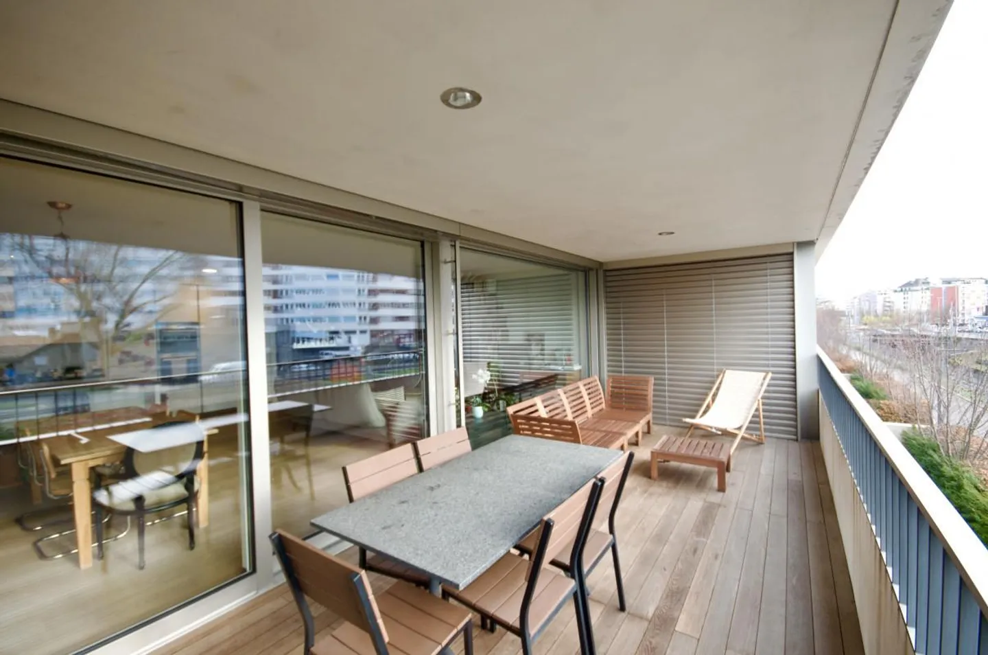 5,5-Zimmer THPE-Wohnung mit Balkon, Innenparkplatz und Zugang... - Foto 9 von 9