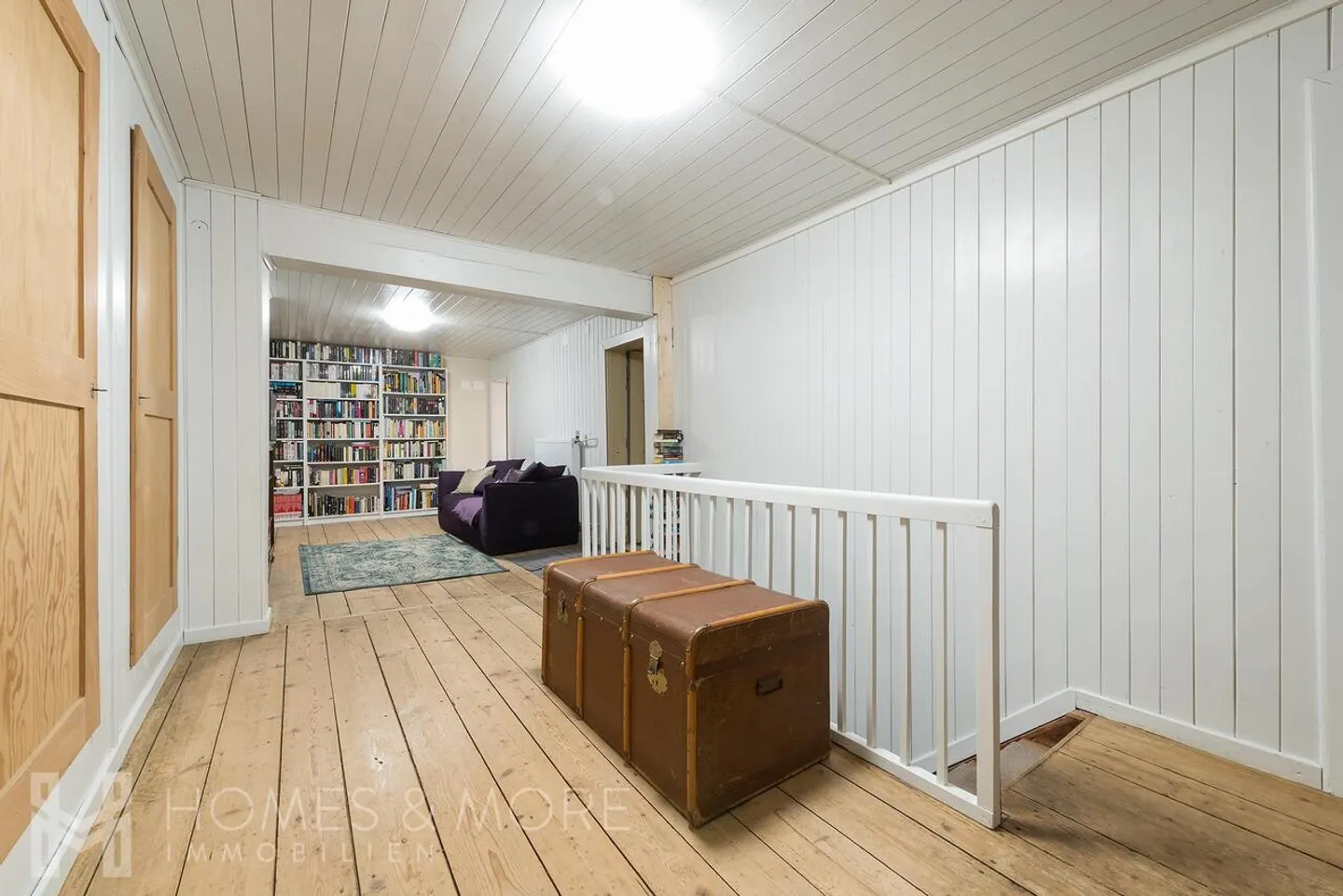 FARMHOUSE WITH DEVELOPMENT POTENTIAL - Photo 7 of 10