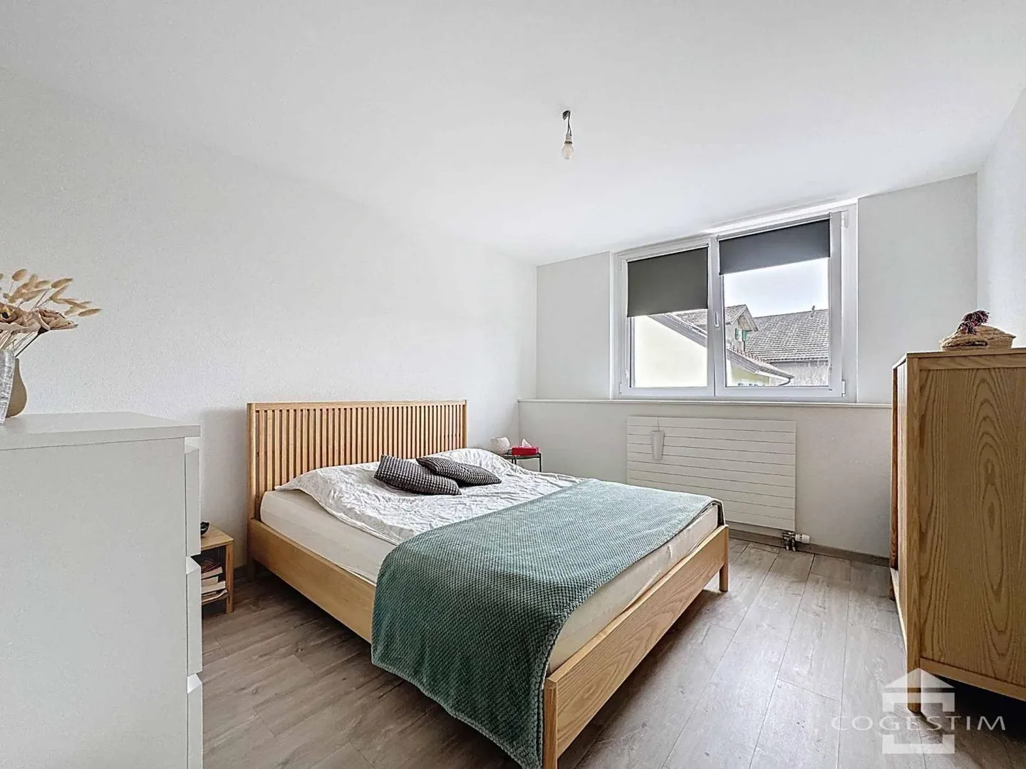 3.5 Room Apartment - Photo 3 of 9