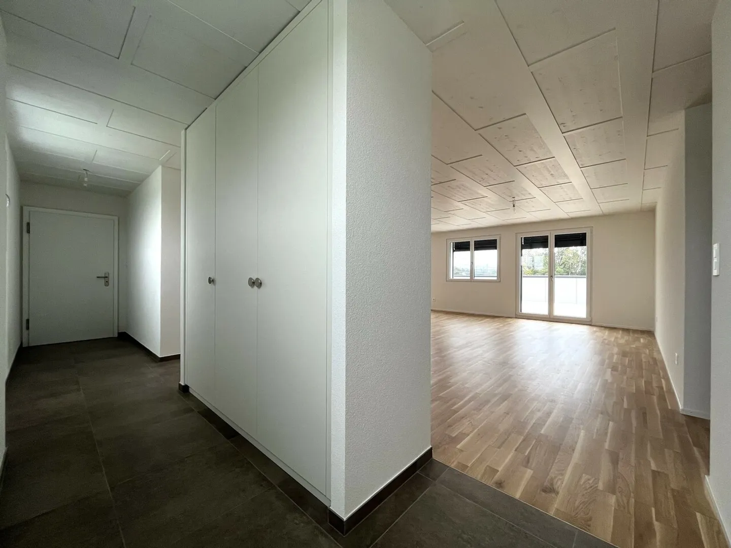 Wunderschöne 4,5-Zimmer-Wohnung mit Terrasse in Romanel-sur-Lausanne - Foto 4 von 11