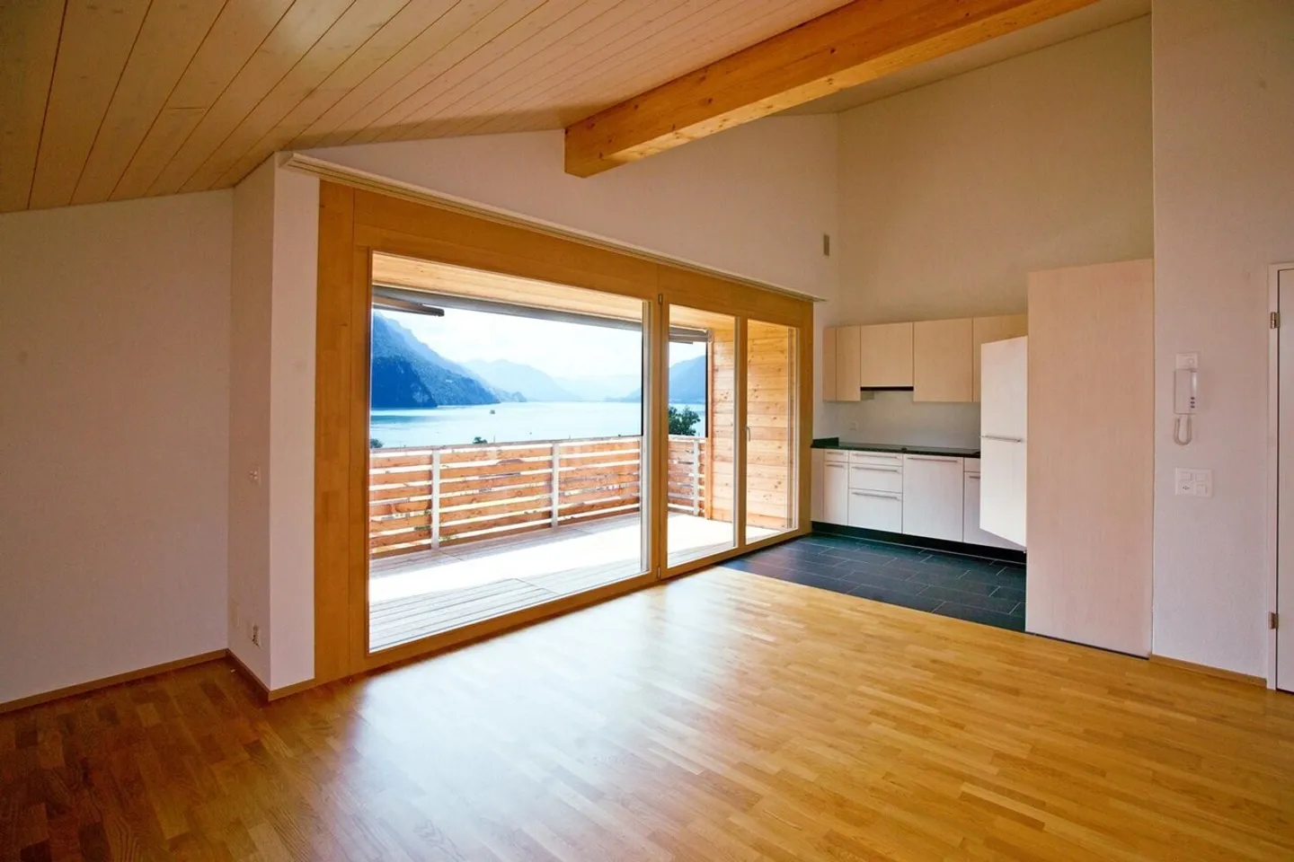 Appartement moderne à Brienz - Photo 2 sur 5