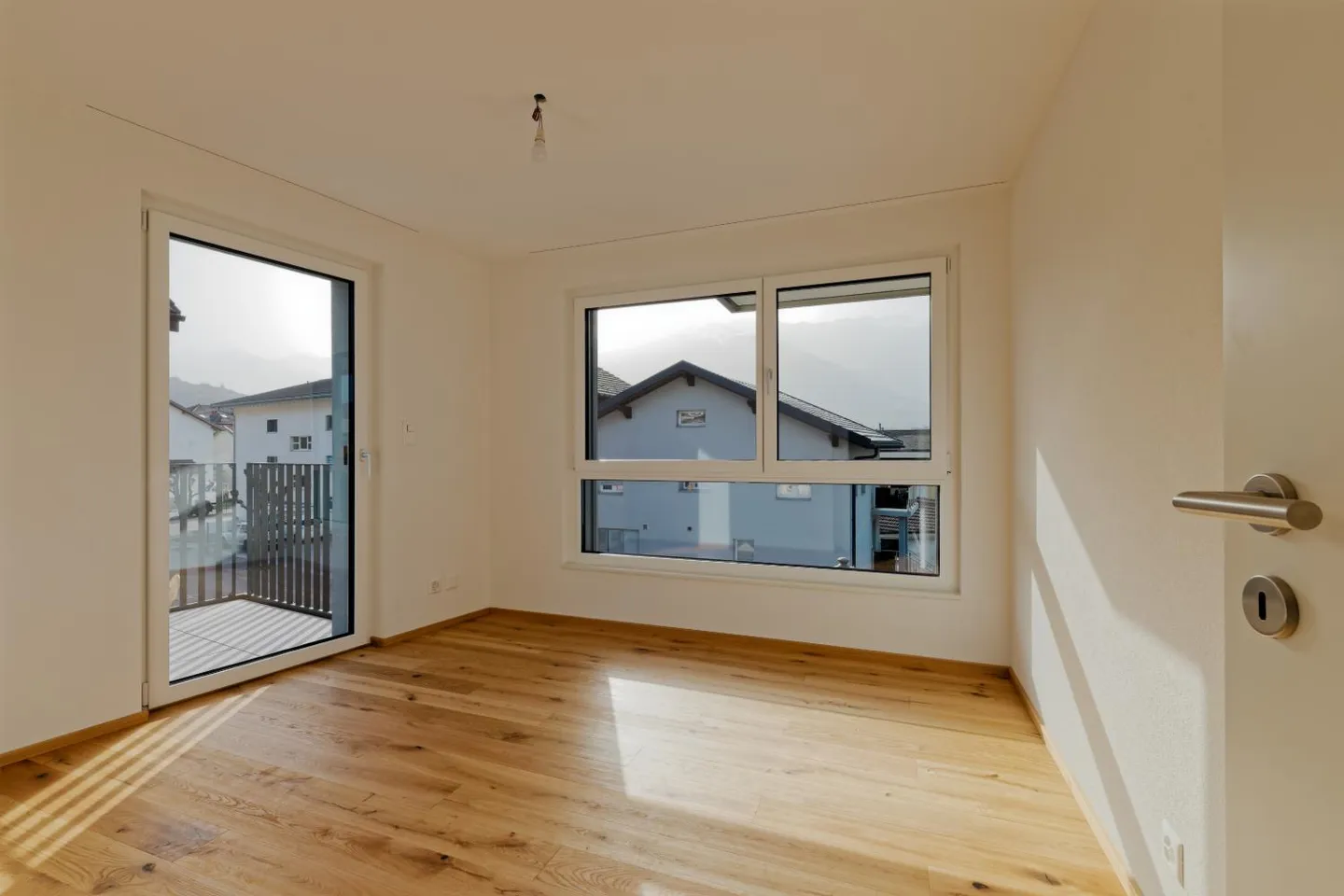 Apartment - Photo 4 of 9