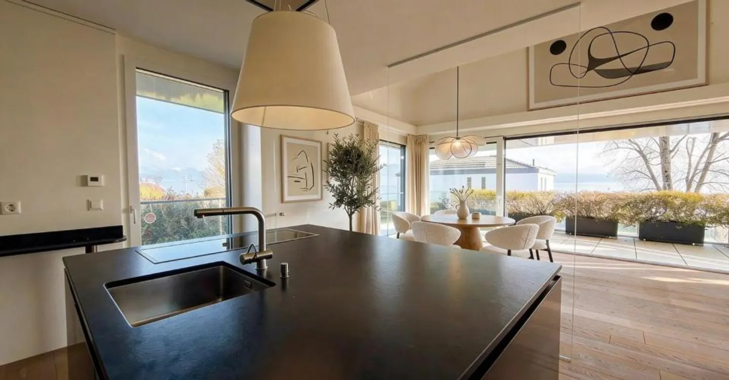 In esclusiva! Un appartamento tra eleganza e panorama unico! - Foto 8 di 12