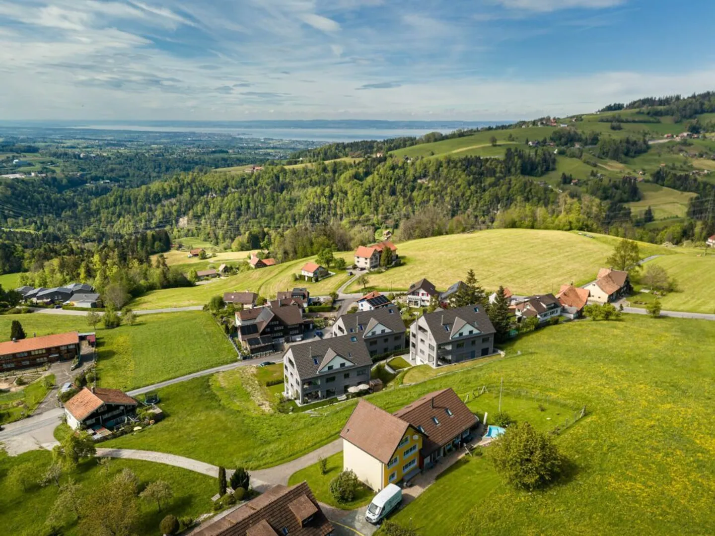 Luxuriöse Attika mit Bodensee-Panoramablick - Foto 1 von 11