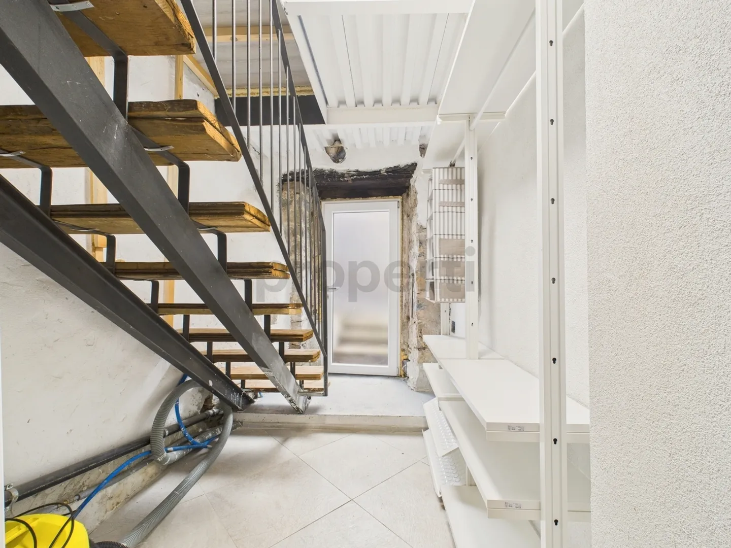 Elegantes Einfamilienhaus mit großem Balkon, Breggia - Foto 11 von 13
