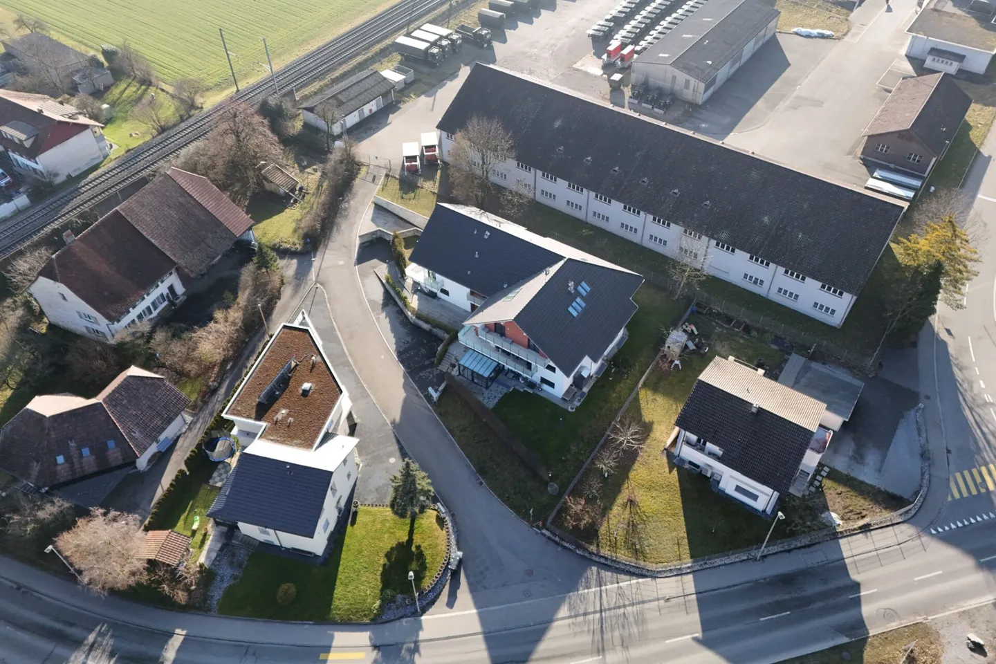 A home where children can grow up - Photo 2 of 12