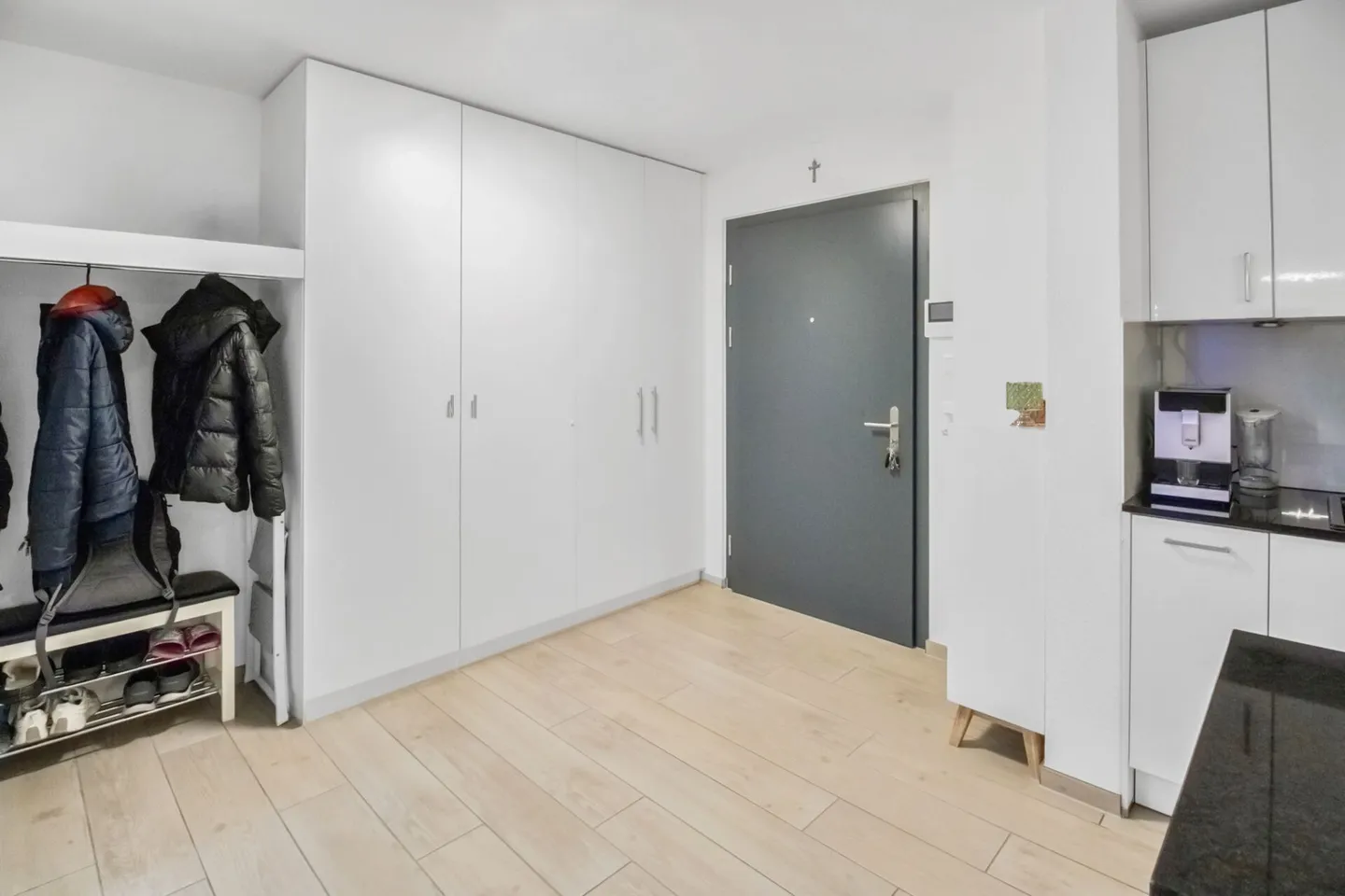 A home where children can grow up - Photo 5 of 12