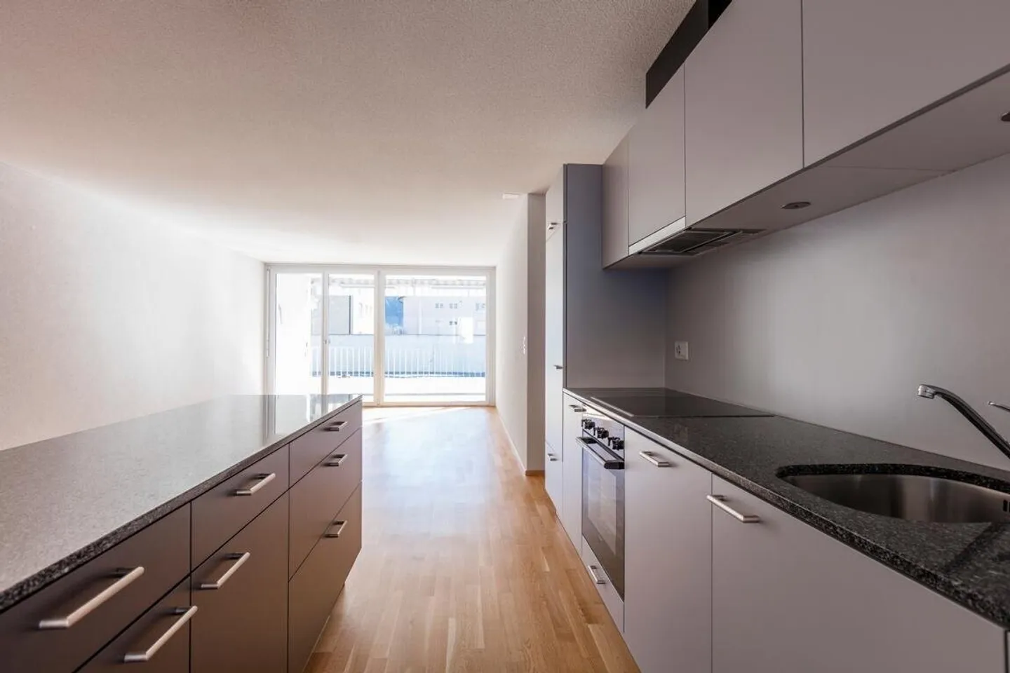 Living on the Bödeli! Attractive 4.5-room apartment in Unterseen - Photo 3 of 13