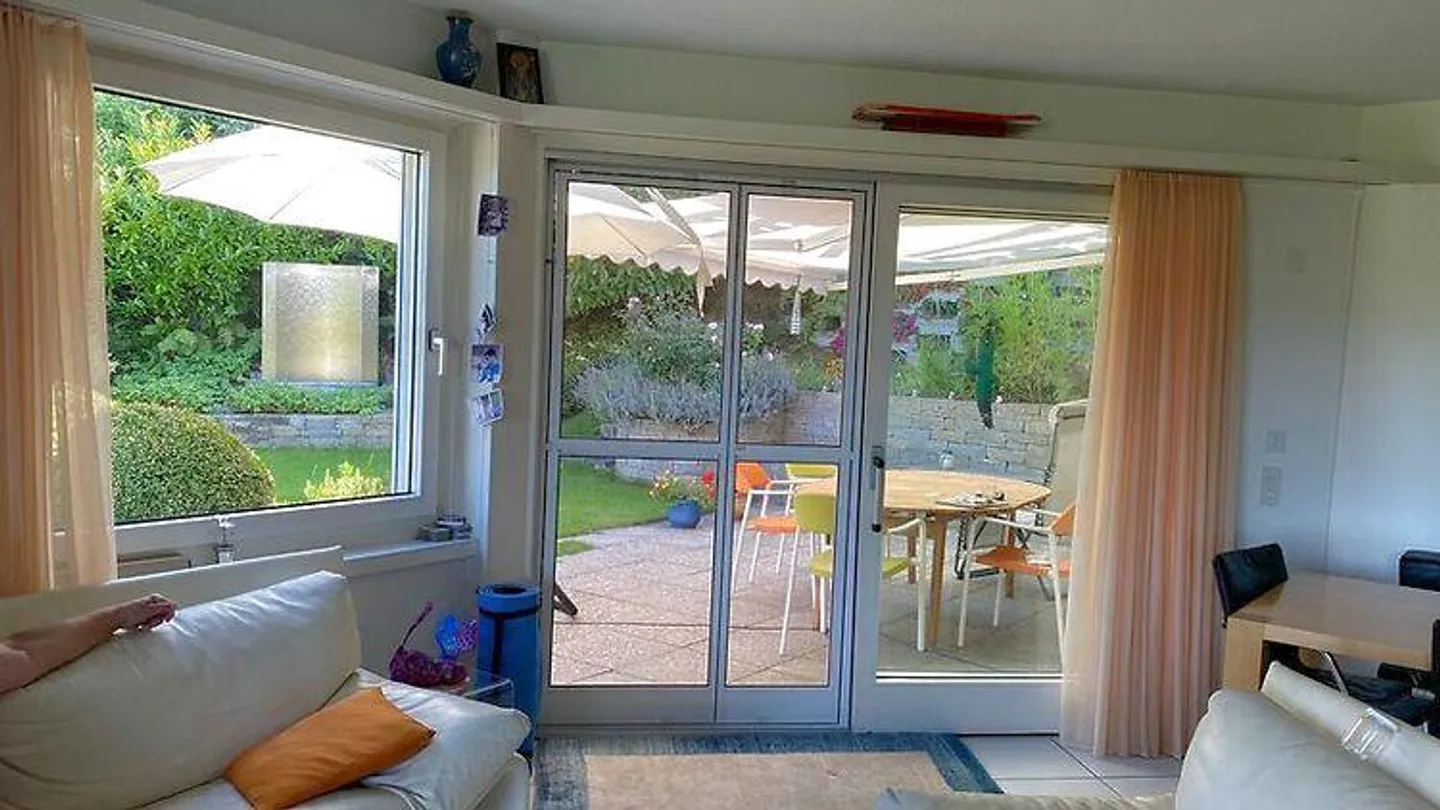 APPARTAMENTO DUPLEX DI 4½ LOCALI A THALWIL (ZH), ARREDATO, TEMPORANEO - Foto 1 di 12
