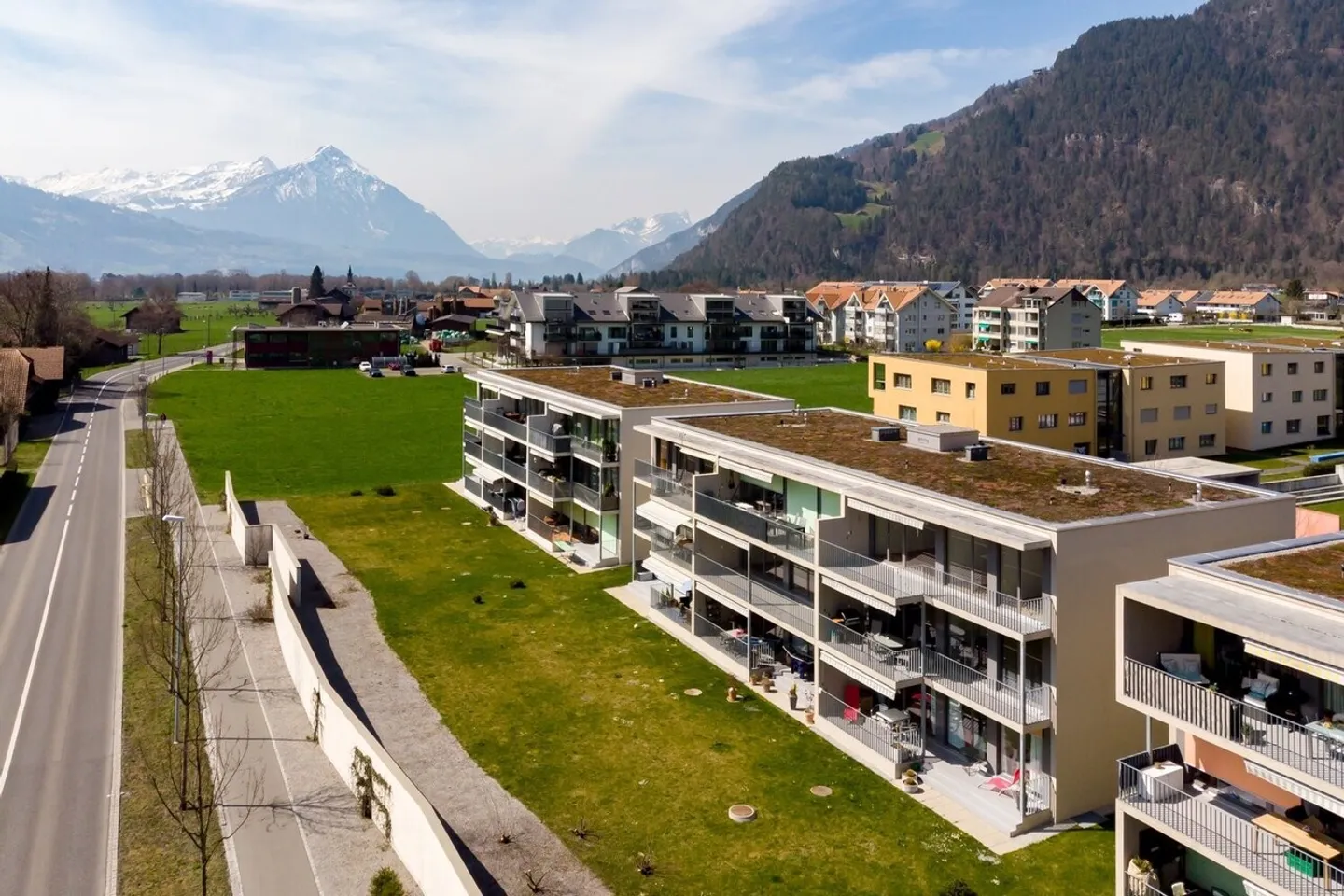 Living on the Bödeli! Attractive 4.5-room apartment in Unterseen - Photo 10 of 13