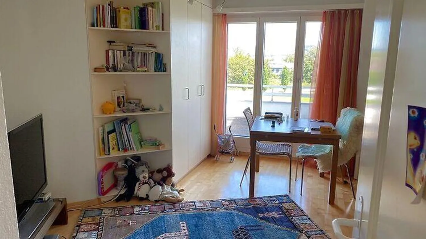 APPARTAMENTO DUPLEX DI 4½ LOCALI A THALWIL (ZH), ARREDATO, TEMPORANEO - Foto 3 di 12
