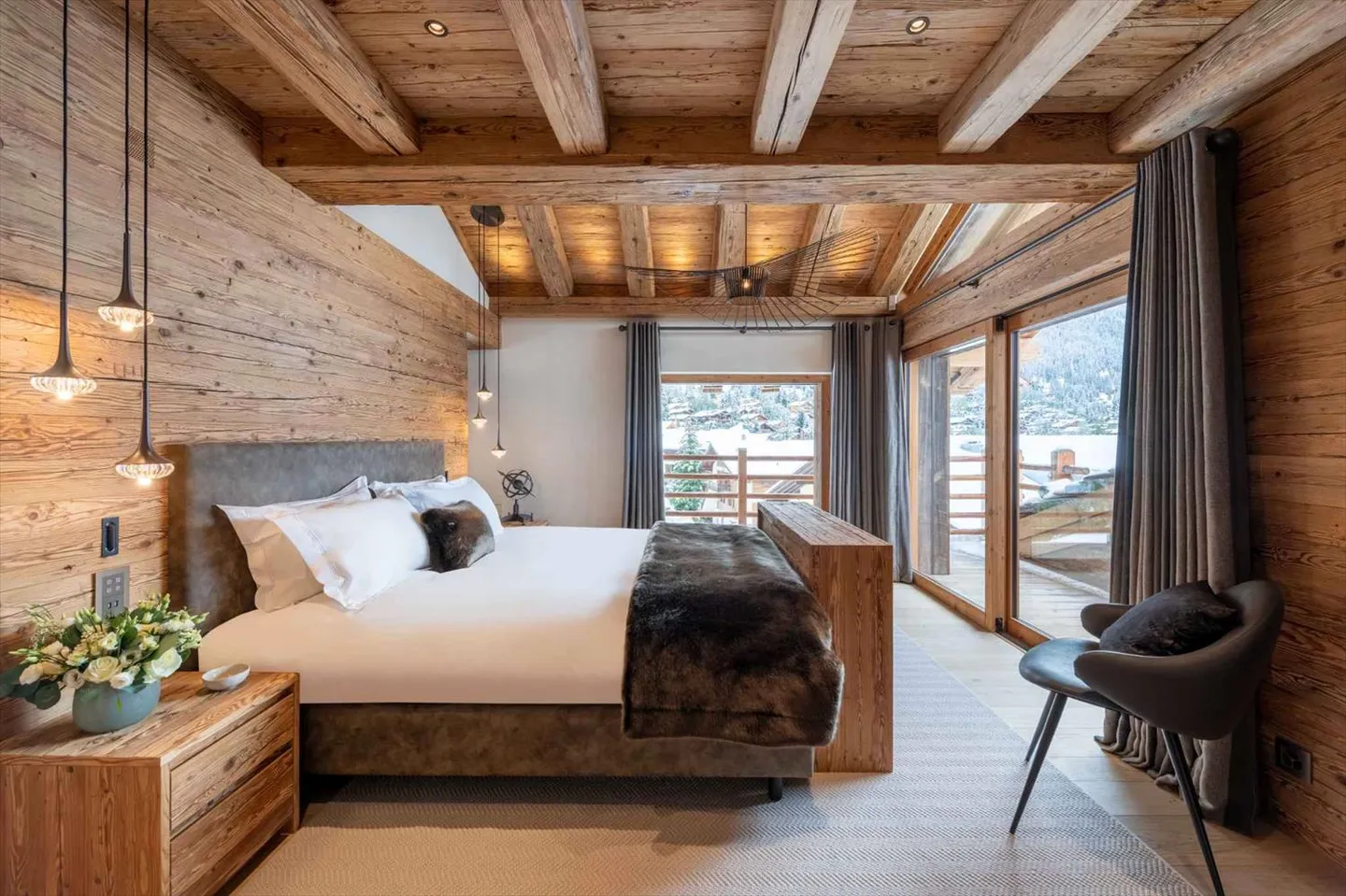 SUPERBE CHALET - VUE PANORAMIQUE - 5 CHAMBRES - Photo 8 sur 12