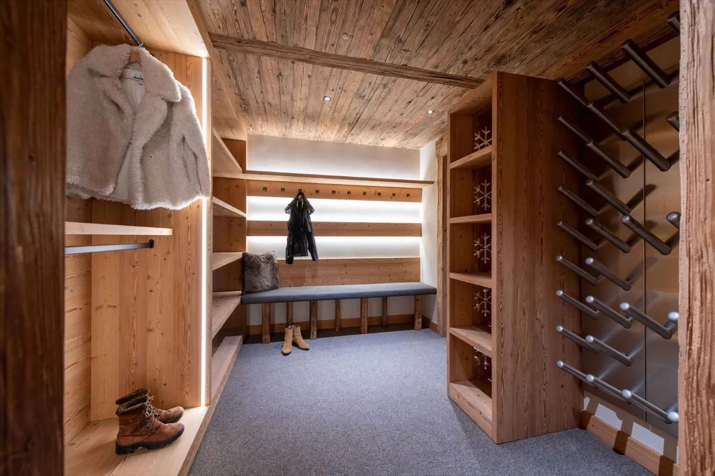 SUPERBE CHALET - VUE PANORAMIQUE - 5 CHAMBRES - Photo 12 sur 12