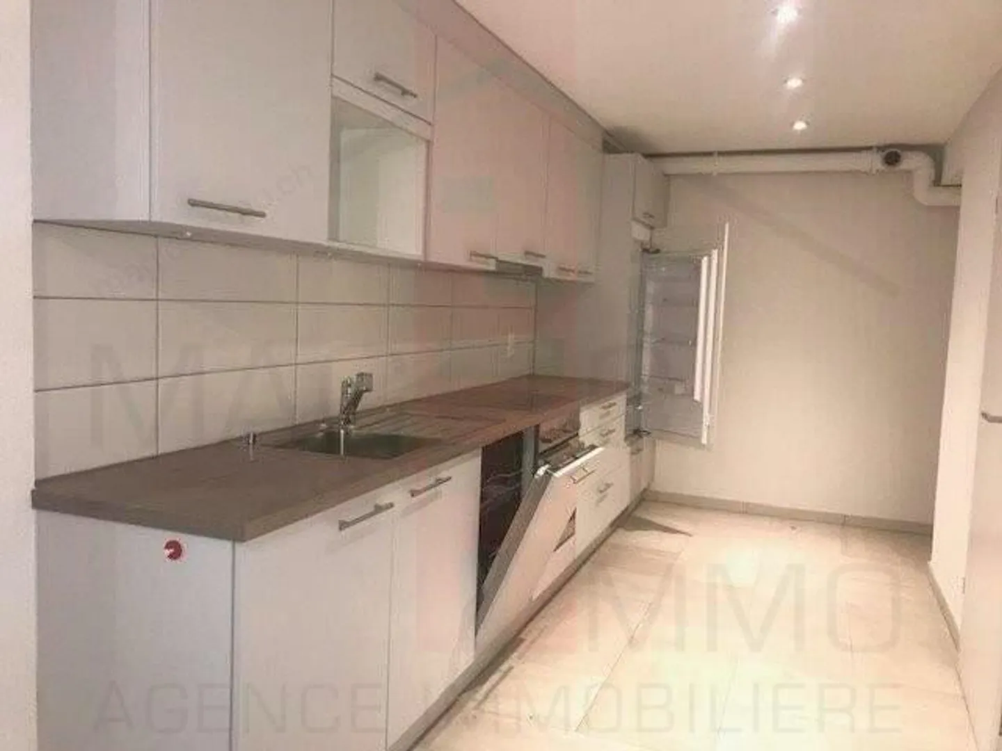 Immeuble mixte - Photo 6 sur 9