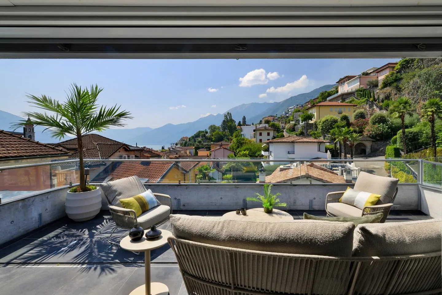 Luxuriöses Townhouse in Ascona - Foto 2 von 13
