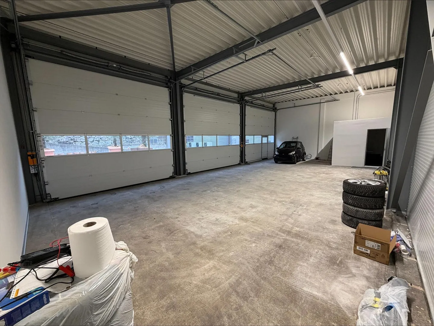 Spazio commerciale di 132m2 a Stallikon - Foto 4 di 7