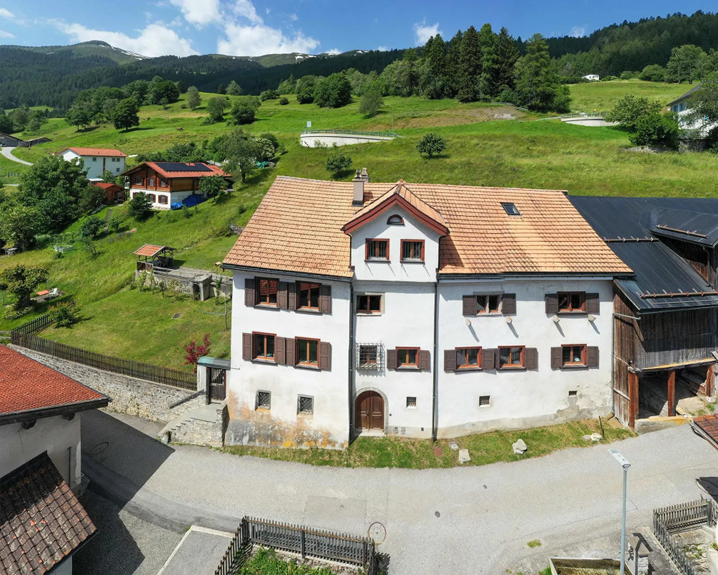 Il fascino storico incontra il comfort abitativo moderno - Foto 2 di 14