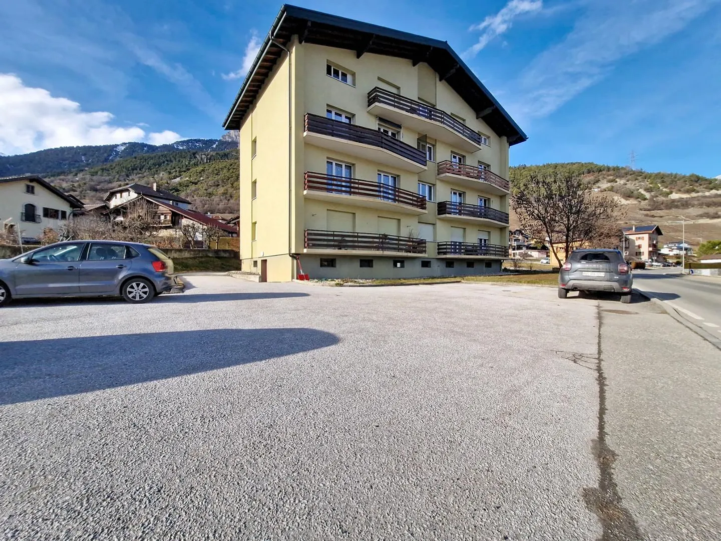 Charmant appartement 3.5 pièces - Photo 1 sur 12