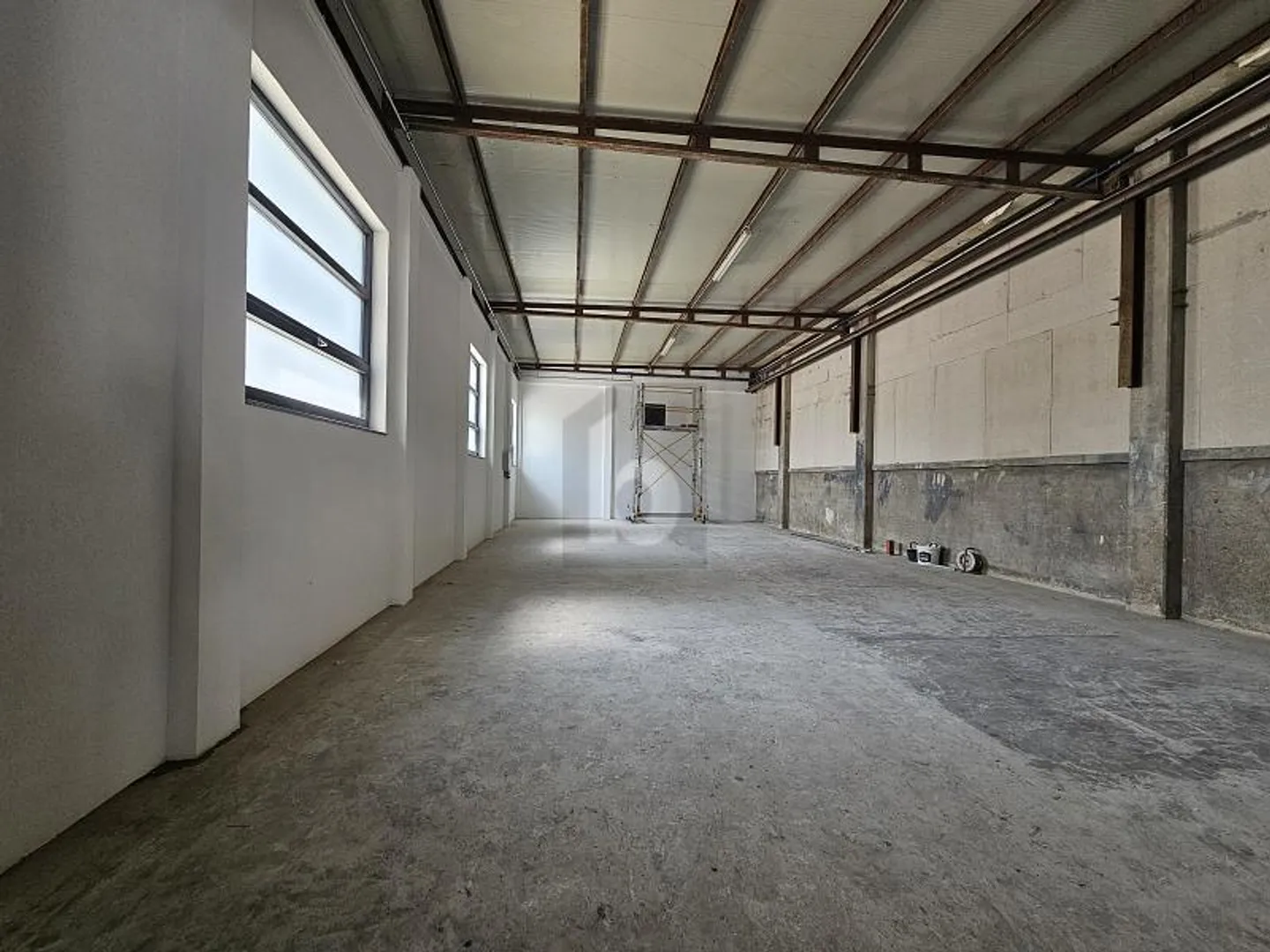 Espace Commercial Polyvalent à Vernayaz - Photo 3 sur 6