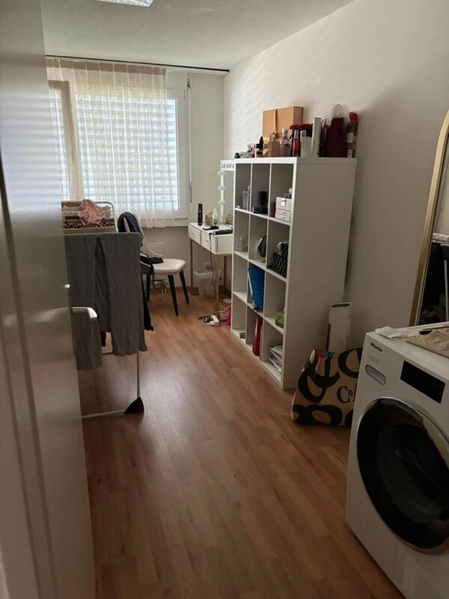 Bellissimo appartamento luminoso di 3,5 stanze al 3° piano - Foto 7 di 11