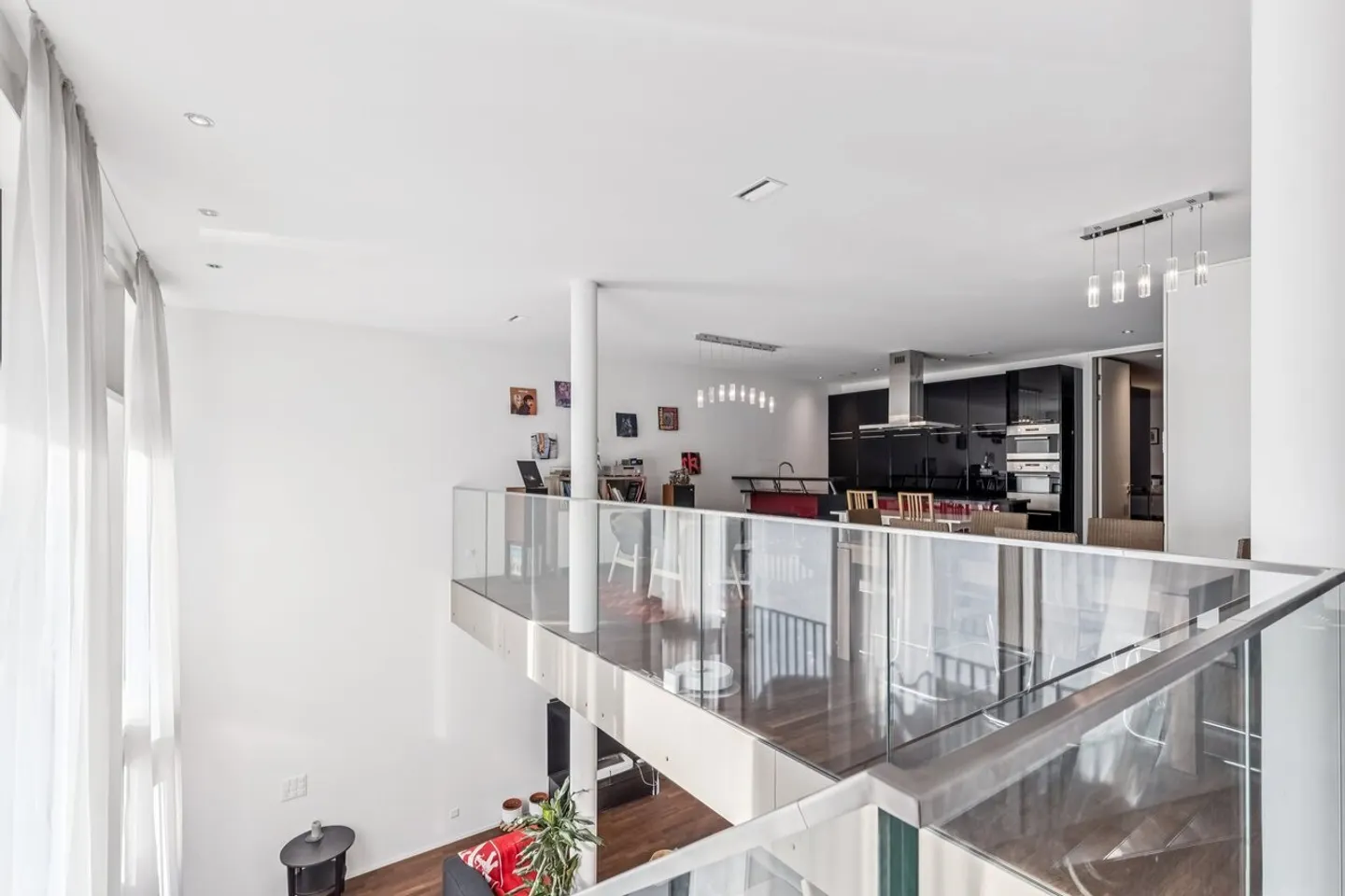 Luxurious Maisonette Apartment - Photo 2 of 4