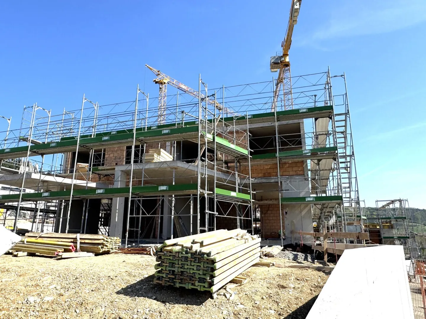 Maison individuelle neuve - moderne et avec son propre système photovoltaïque - Photo 2 sur 7