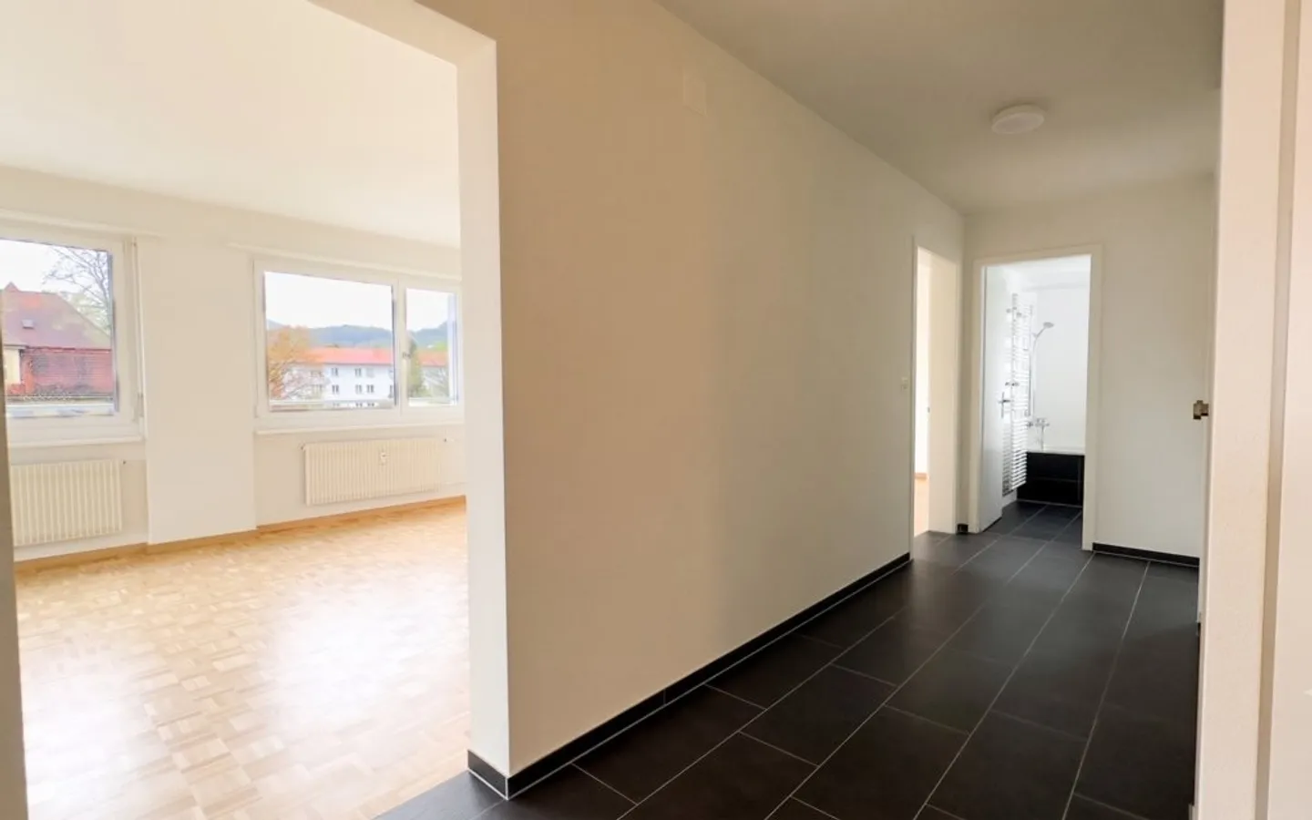 Spacious (103m2) 4.5-room apartment - Photo 9 of 10