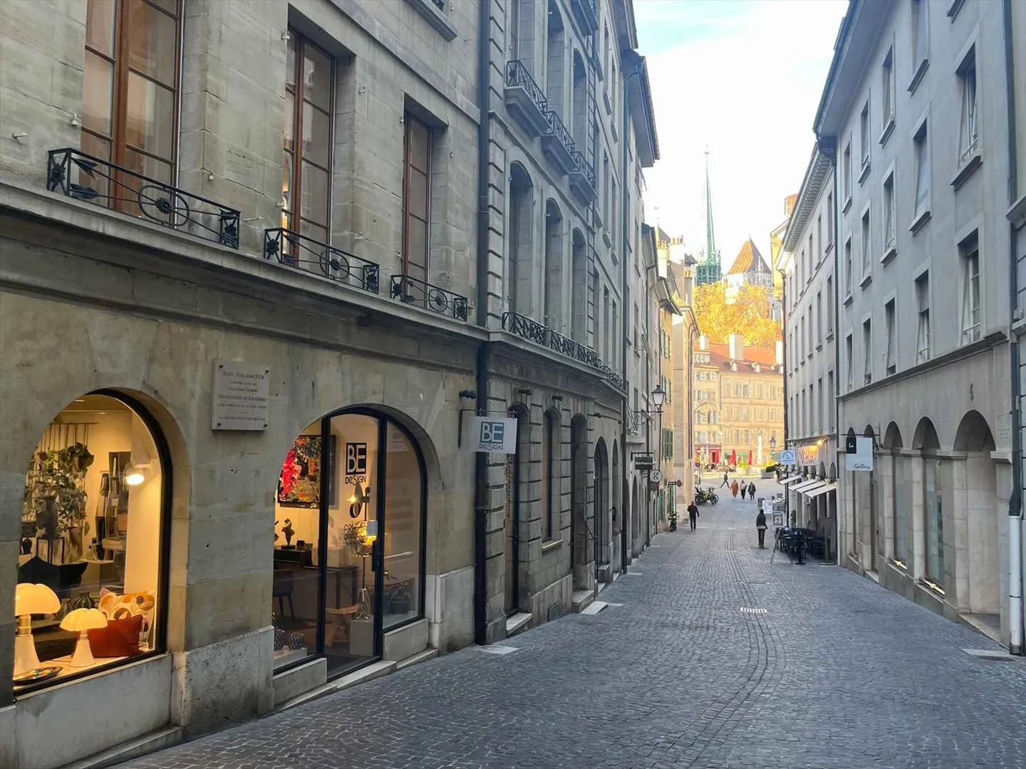 Magnificent Arcade of 124 m2 in Old Town - Photo 1 of 3