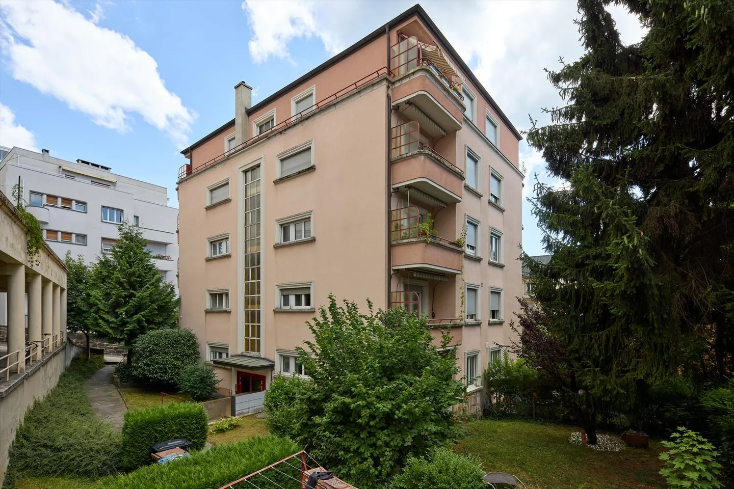 1-room apartment - Photo 1 of 3