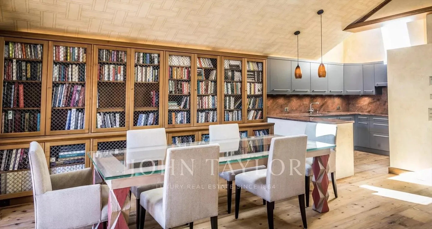 Casa - Foto 3 di 10