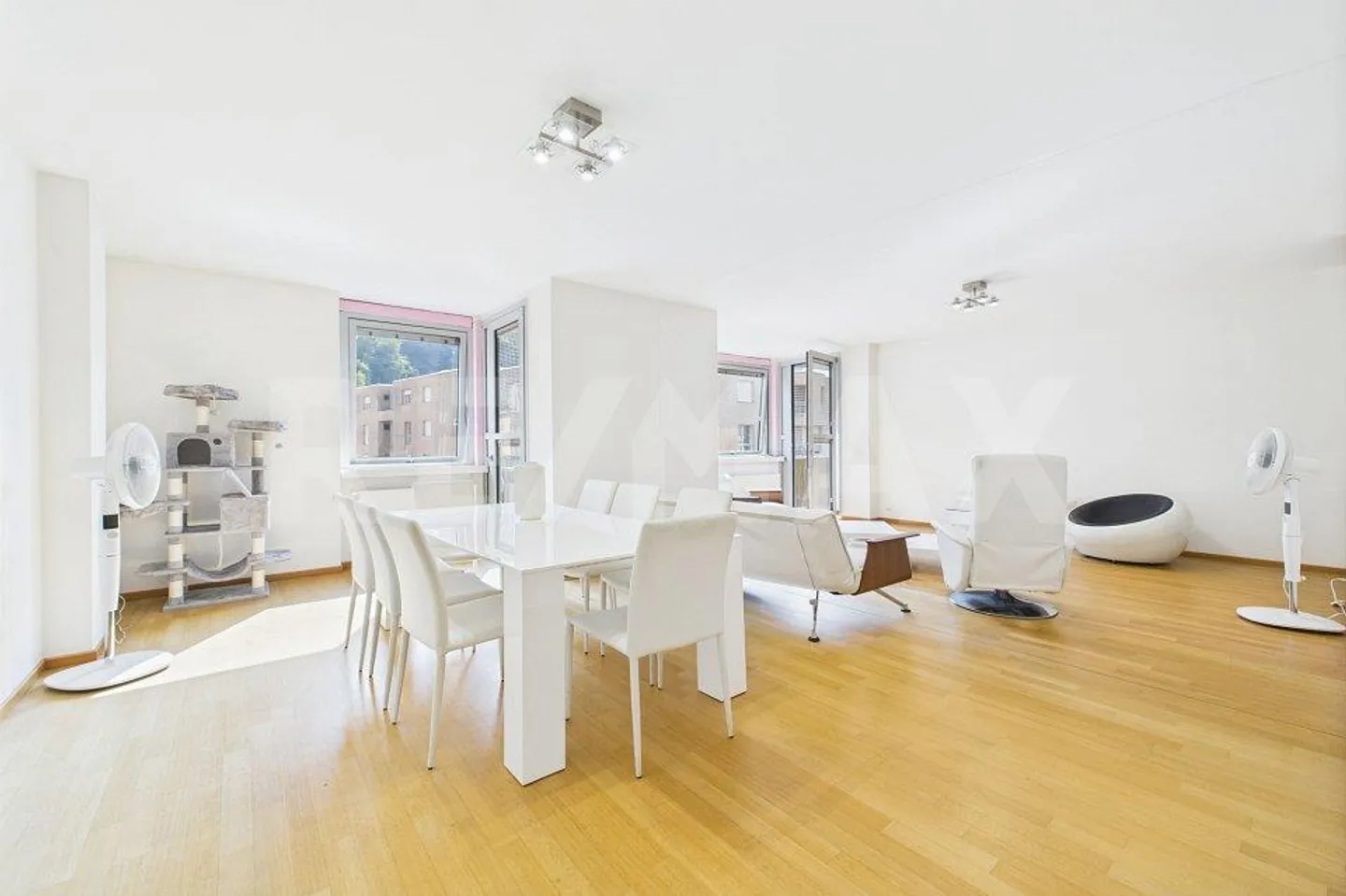 Lugano Cassarate – Elegante appartamento di 3 ½ locali, ristrutturato e a pochi passi dal lago - Foto 4 di 13