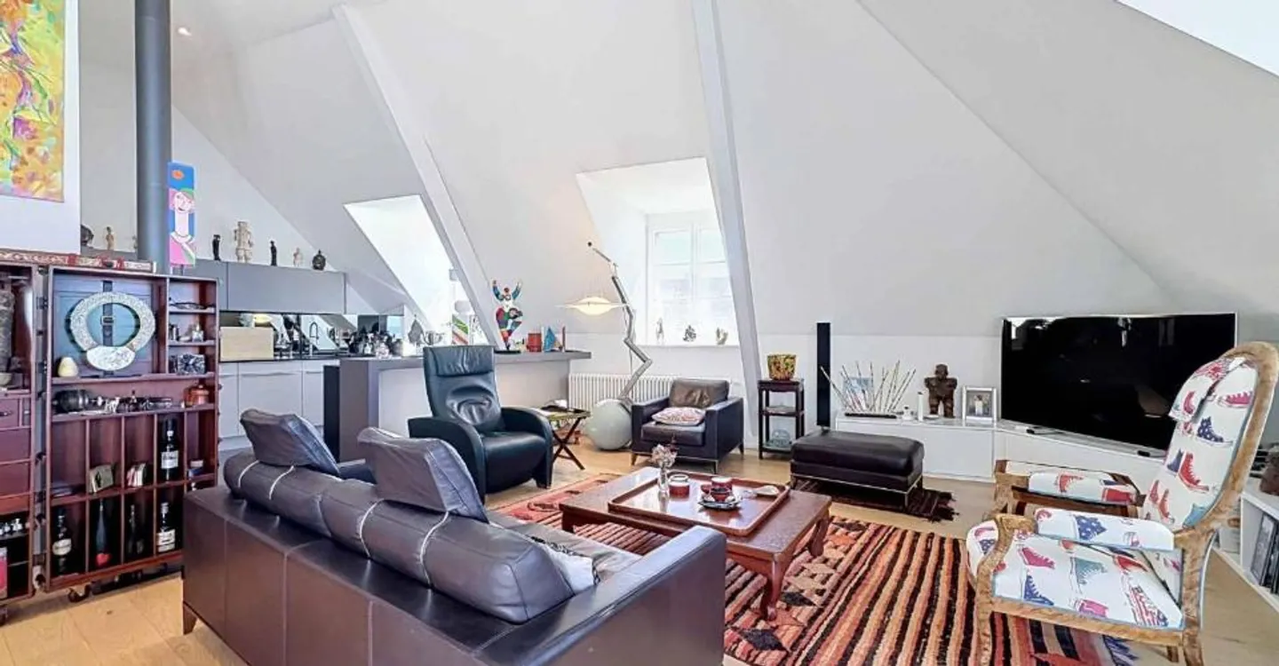 Elegante 5-Zimmer-Wohnung im Herzen von Neuchâtel - Foto 4 von 12