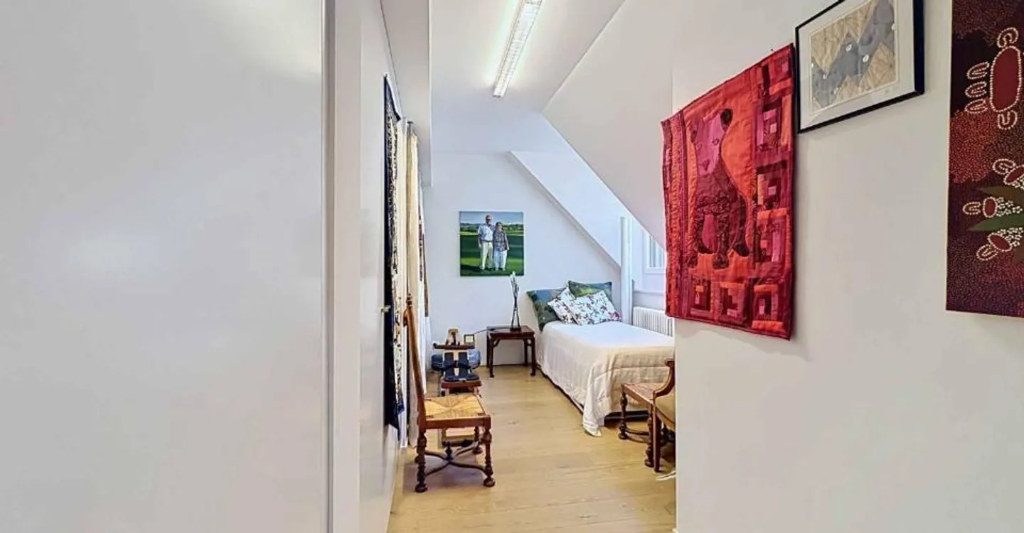 Elegante 5-Zimmer-Wohnung im Herzen von Neuchâtel - Foto 8 von 12