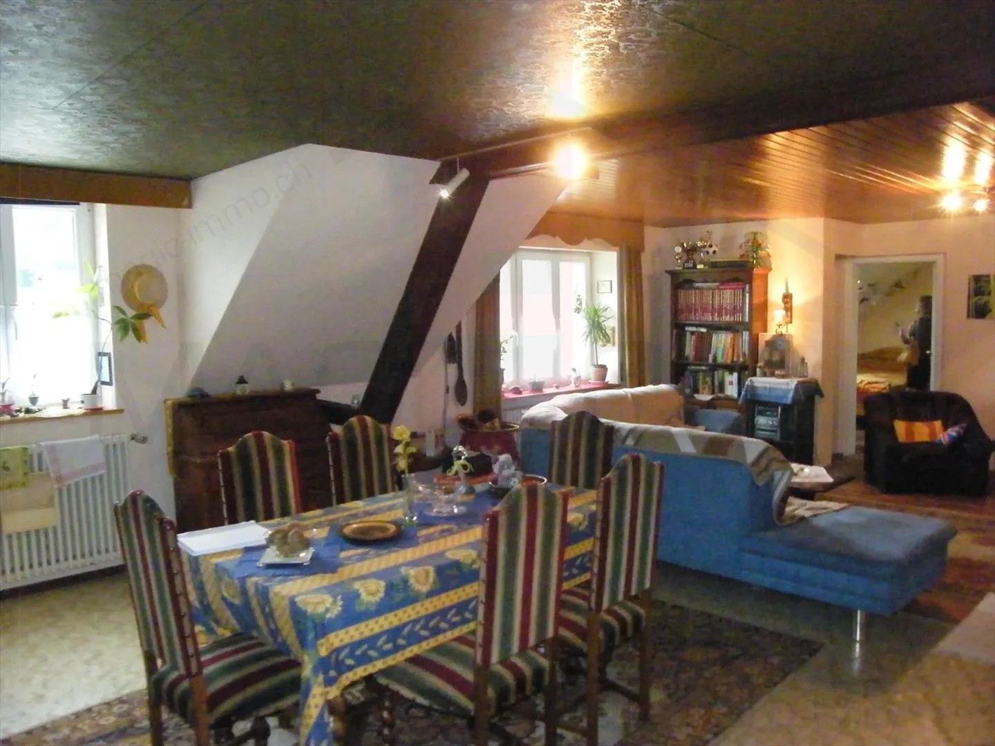 Edificio ad uso misto in vendita - Foto 3 di 9