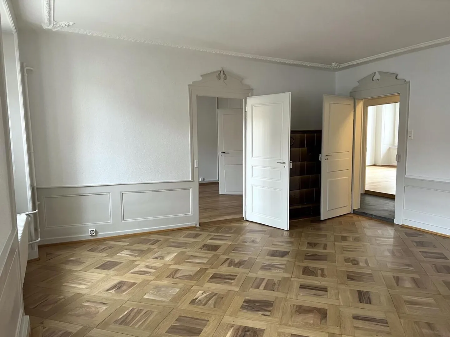Investire in un edificio ristrutturato nel 2023: Rendimento eccezionale di 179.952 - Foto 11 di 13