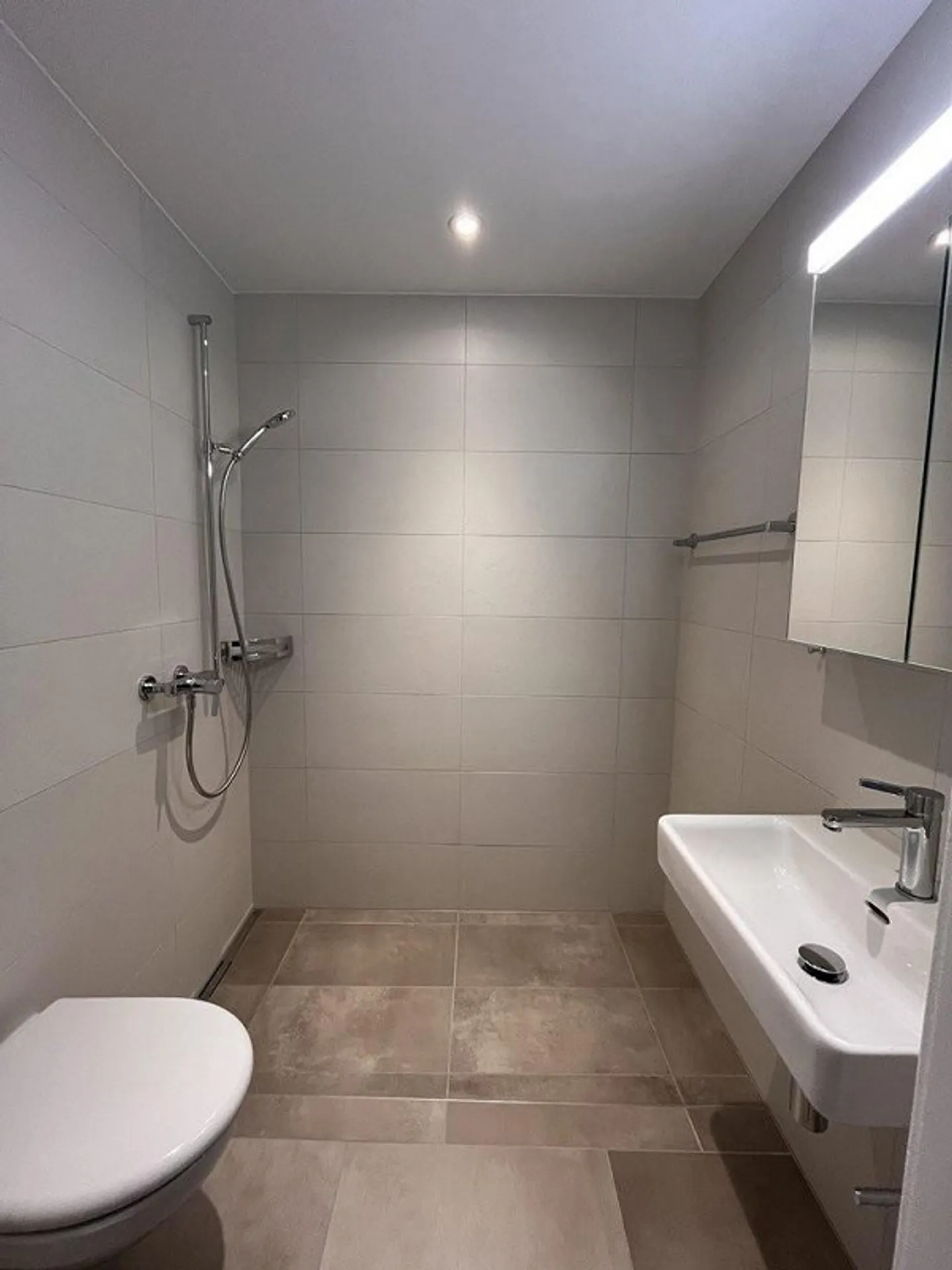 Modernes Apartment in Bern - Foto 3 von 8