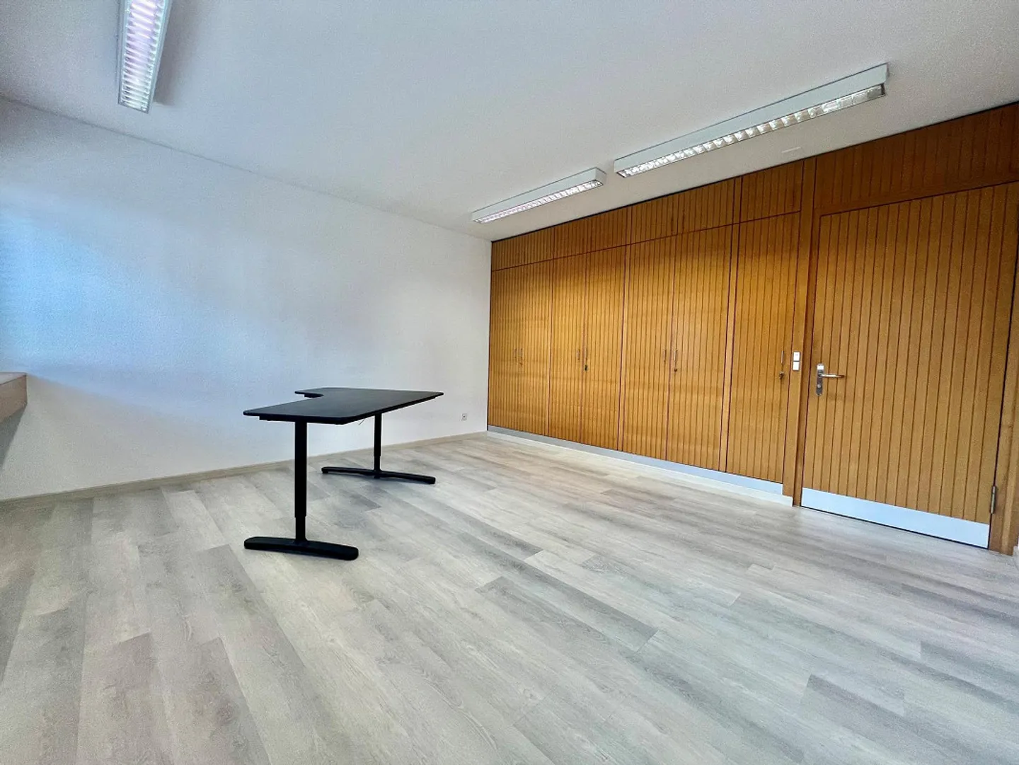 Ufficio di 16 m² a Chiasso con aria condizionata in affitto - Foto 2 di 7