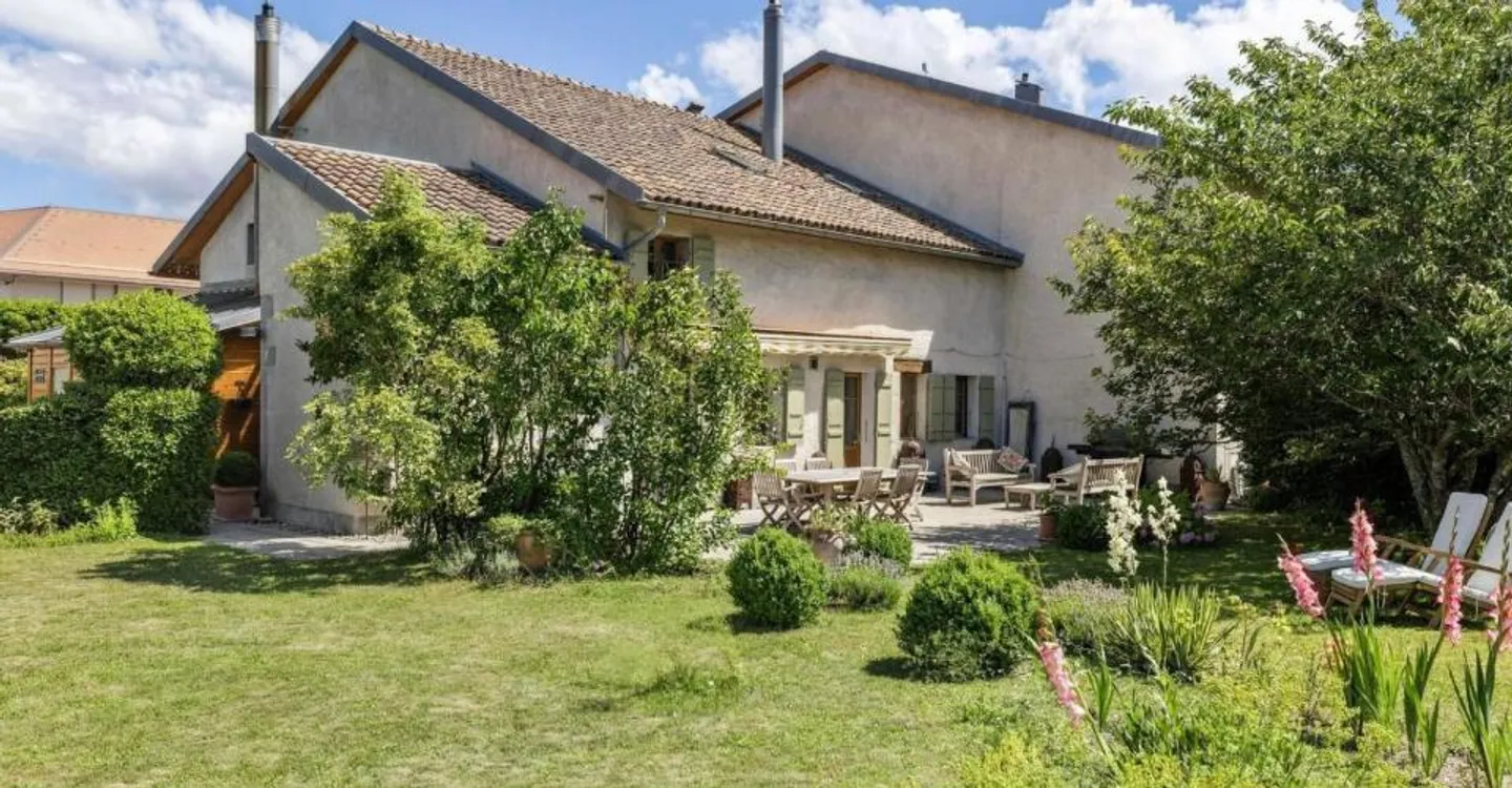 Magnifica casa con carattere nel cuore di Jussy - Foto 5 di 8