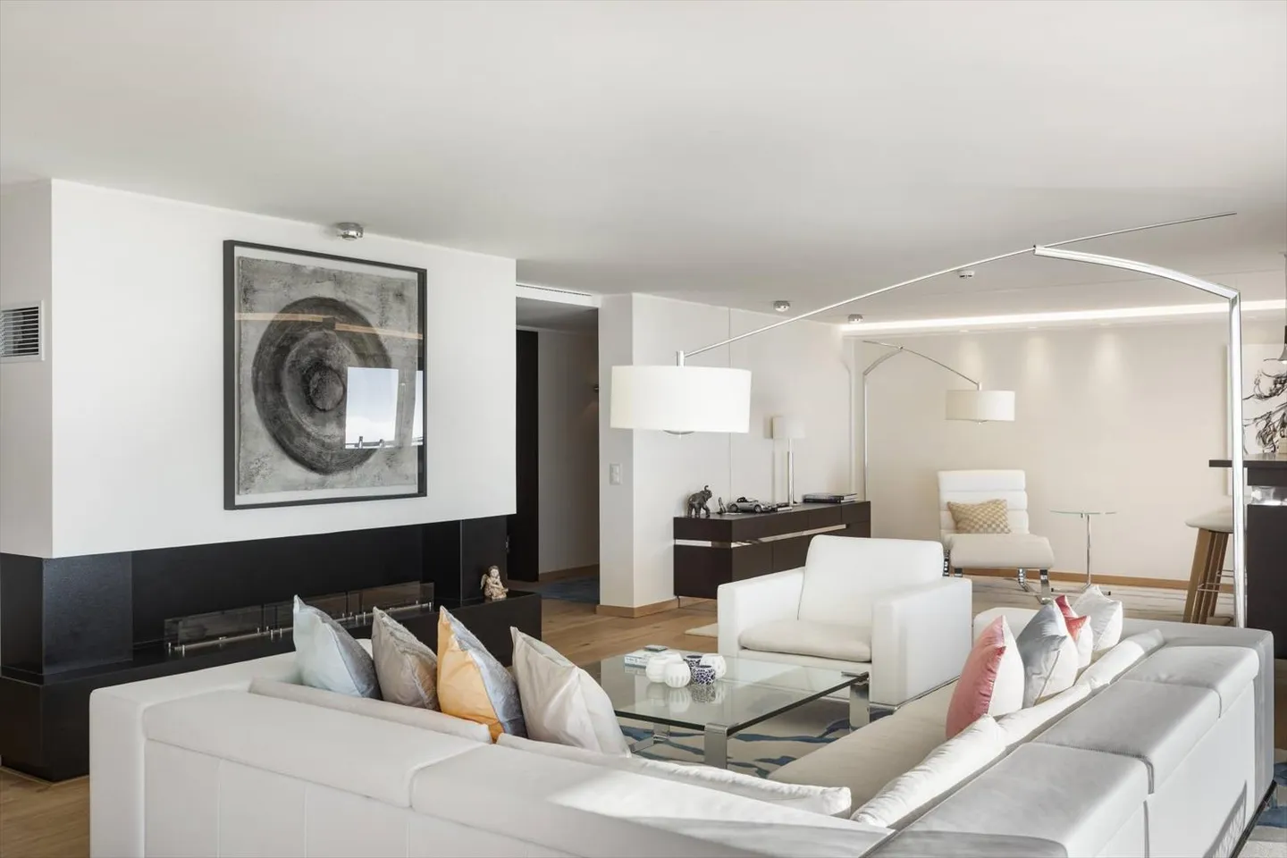 Prachtvolle 6.5-Zimmer-Wohnung mit atemberaubendem Blick auf den See - Foto 5 von 13