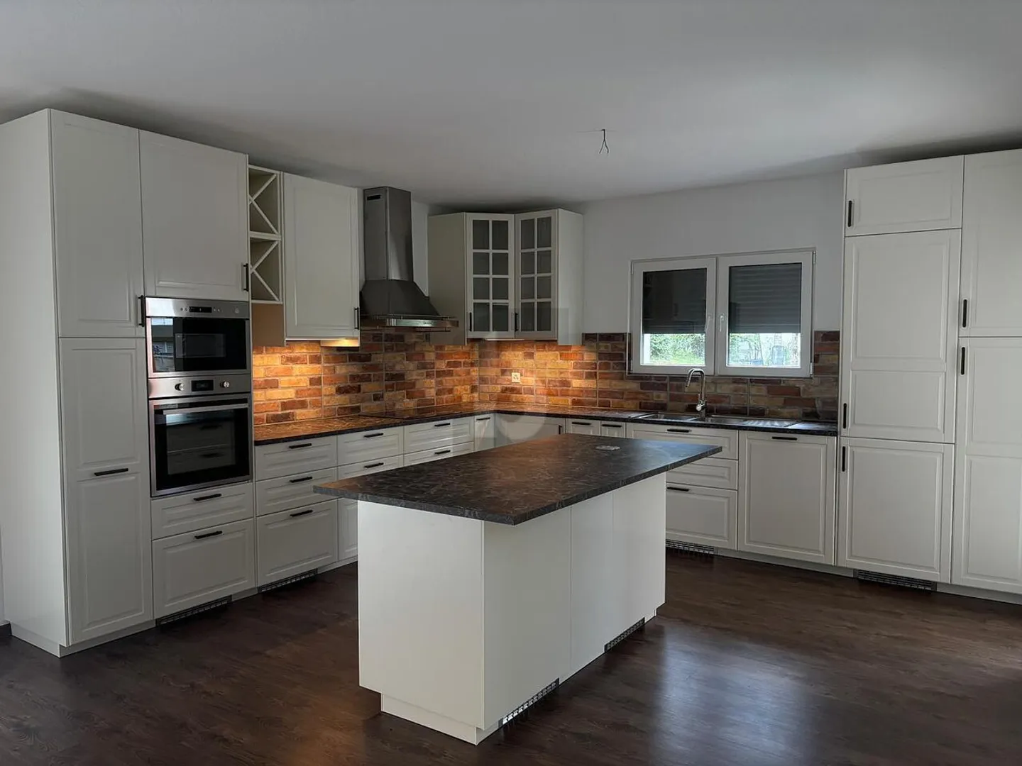 NEW AND PERFECTLY LOCATED! - Photo 3 of 6