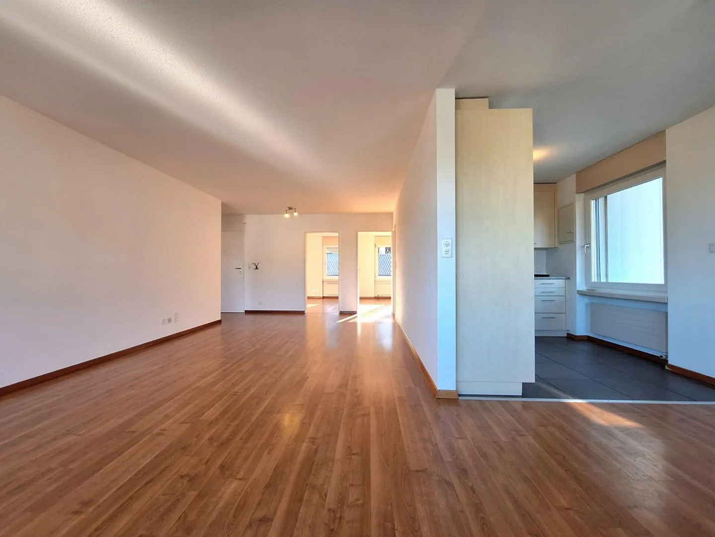 Luminaire, spacieux et central - Photo 2 sur 6