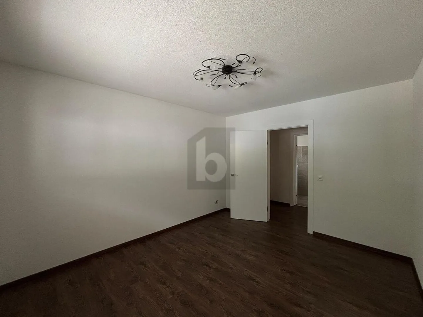 NEW AND PERFECTLY LOCATED! - Photo 5 of 6