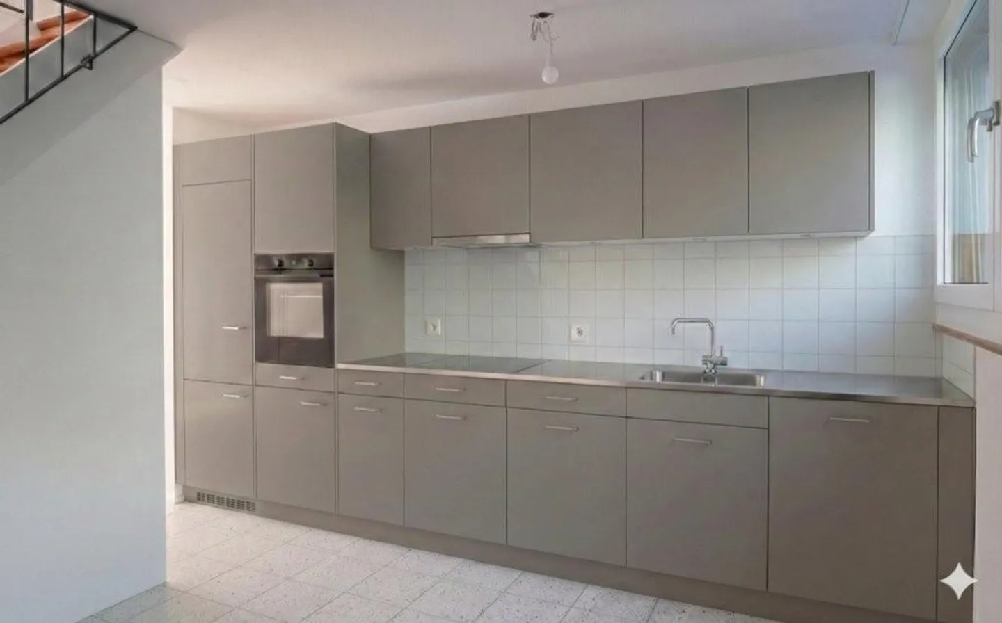 Your own row family house in Tscharni - Photo 1 of 8