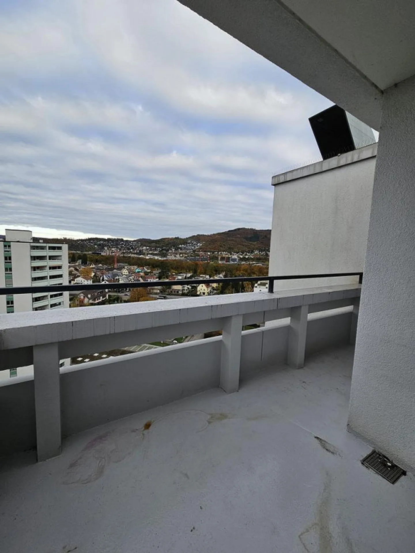 Appartement 2 pièces avec vue sur Reinach - Photo 9 sur 11