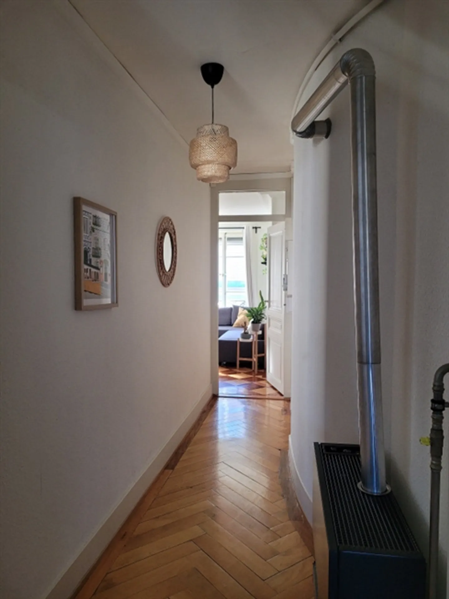 Charming 3-room apartment in the heart of Geneva 1201 Geneva - Photo 3 of 11