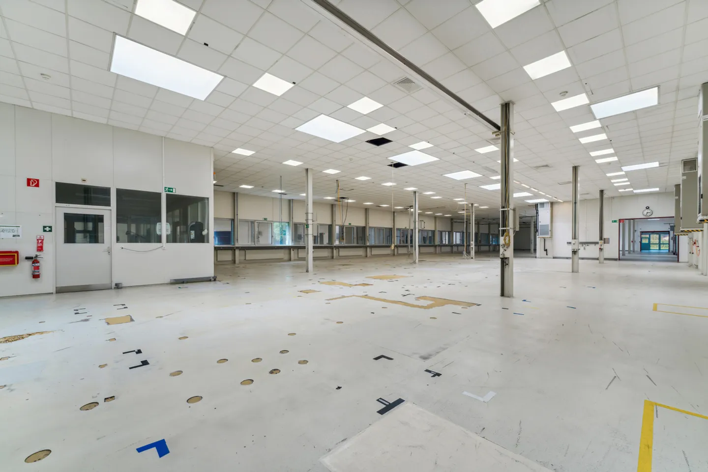 2'690 m2 - Atelier/produzione - Ingresso Vallese - Foto 2 di 8