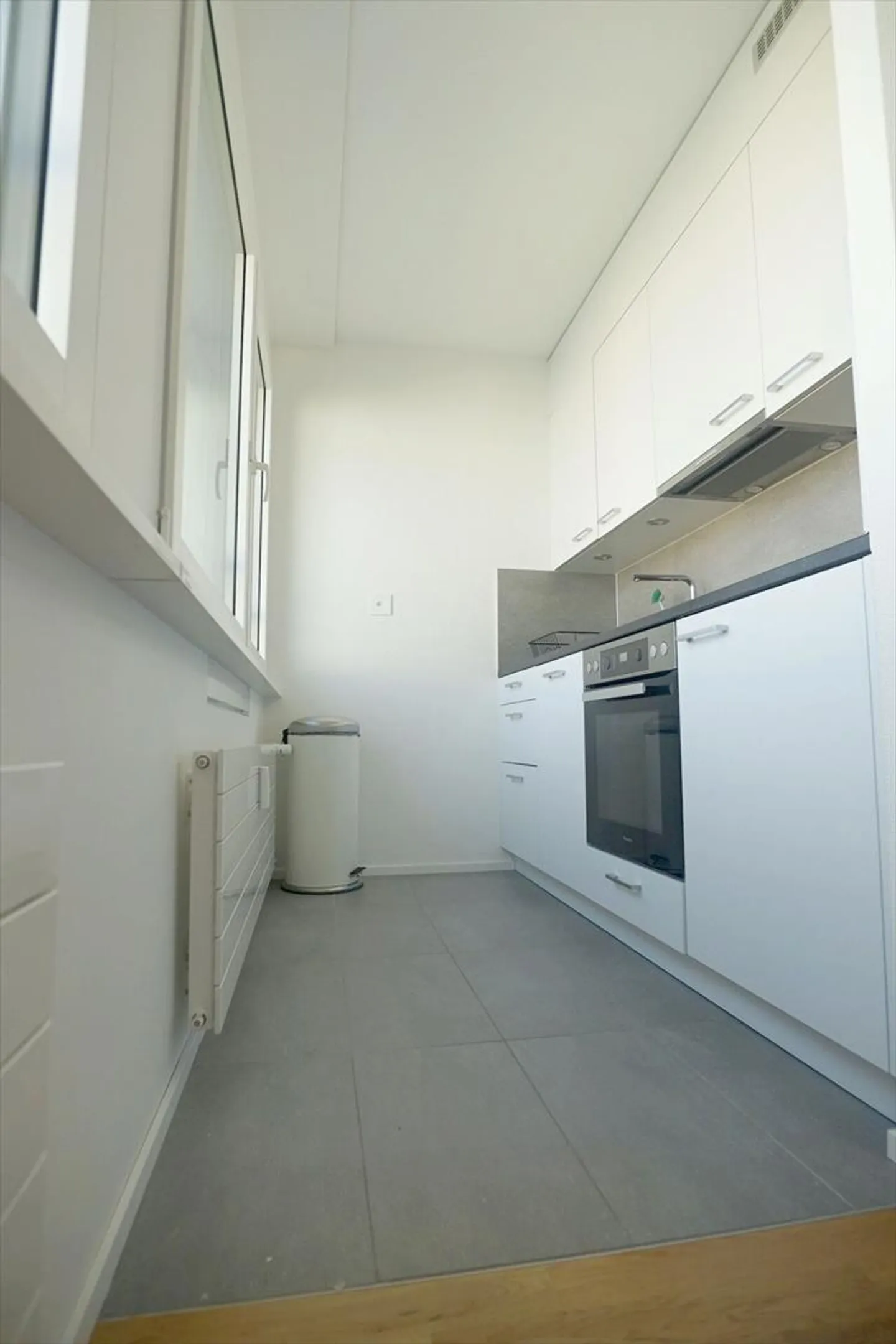 Schöne 2-Zimmer-Wohnung, die 2022 vollständig renoviert wurde - Foto 3 von 9