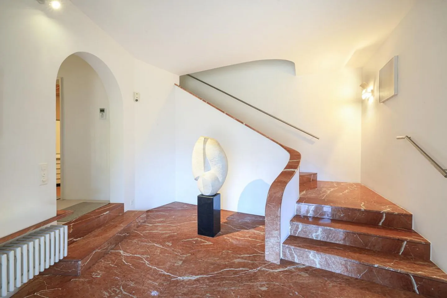 Atemberaubende Villa mit Seeblick - Foto 5 von 12